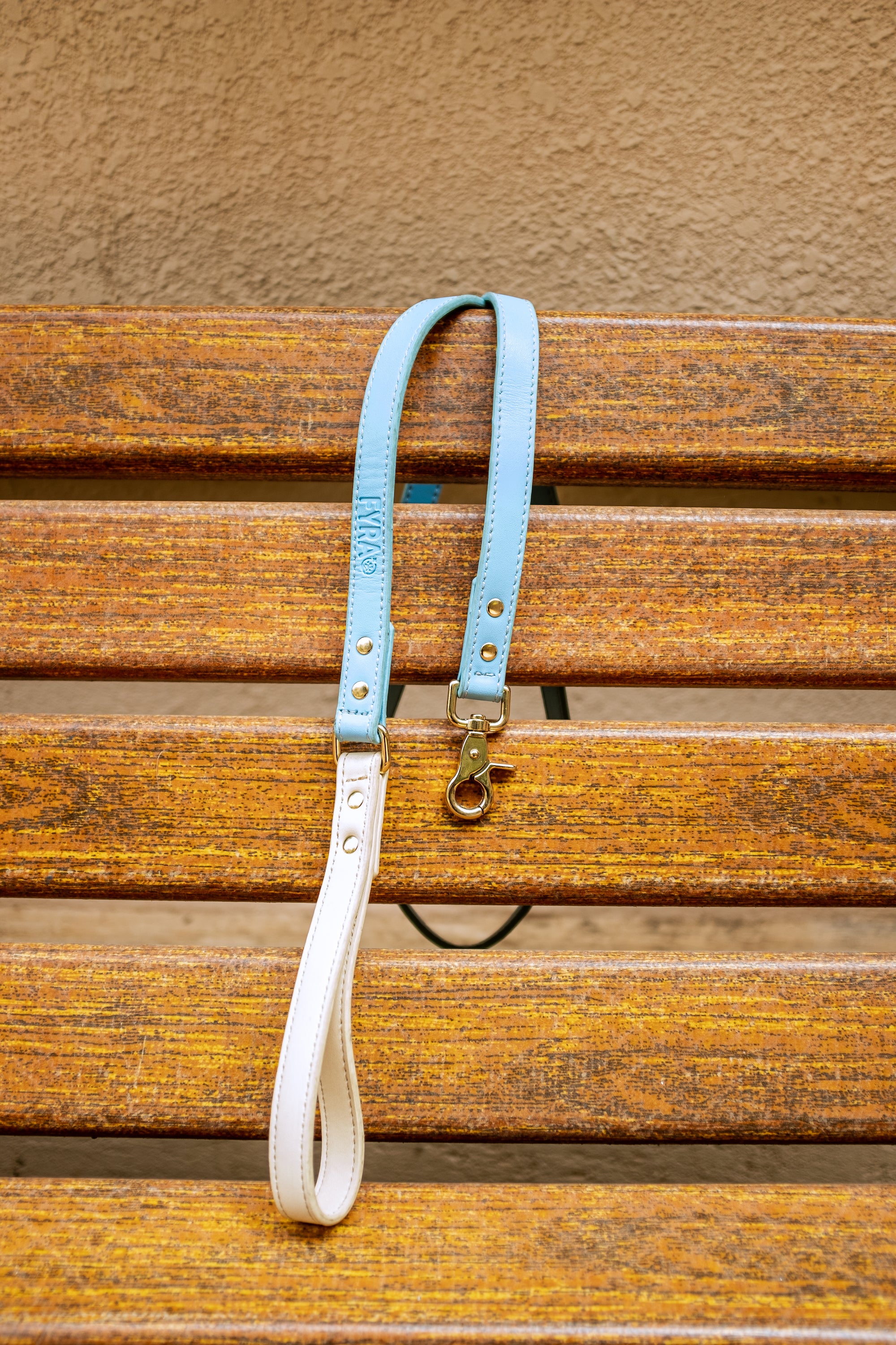 Fyra Paws Bundle Delight